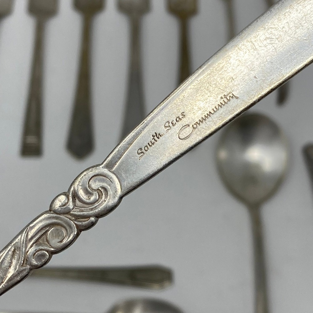 Vintage 15pc Mixed Brand Silverplate Flatware Lot - Picture 3 of 16